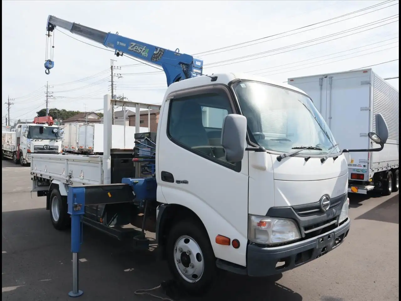 日野 デュトロ 小型 クレーン付 3段 フックインの中古トラック画像2