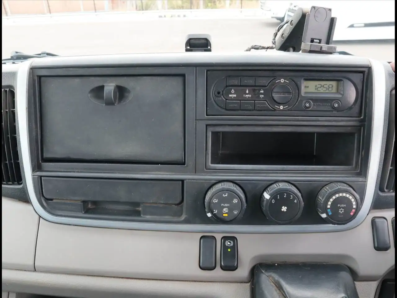 三菱 キャンター 小型 ダンプ 強化 TPG-FBA60の中古トラック画像12