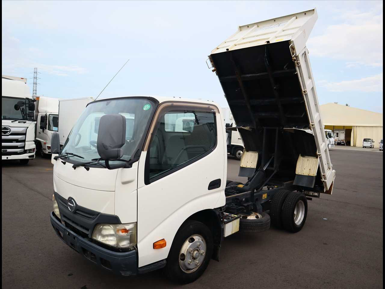 日野 デュトロ 小型 ダンプ 10尺