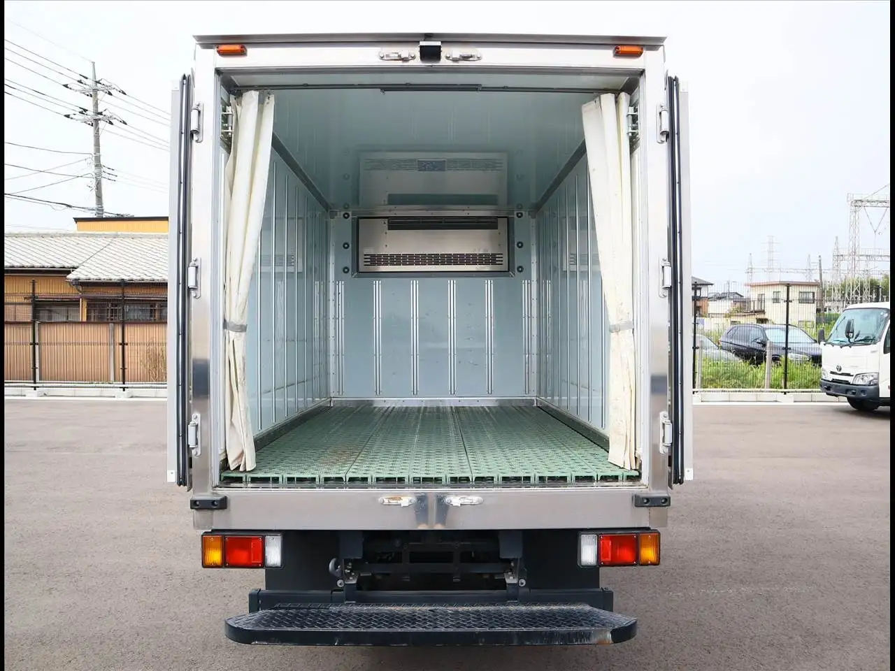日産 アトラス 小型 冷凍冷蔵 低温 床ステンの中古トラック画像5