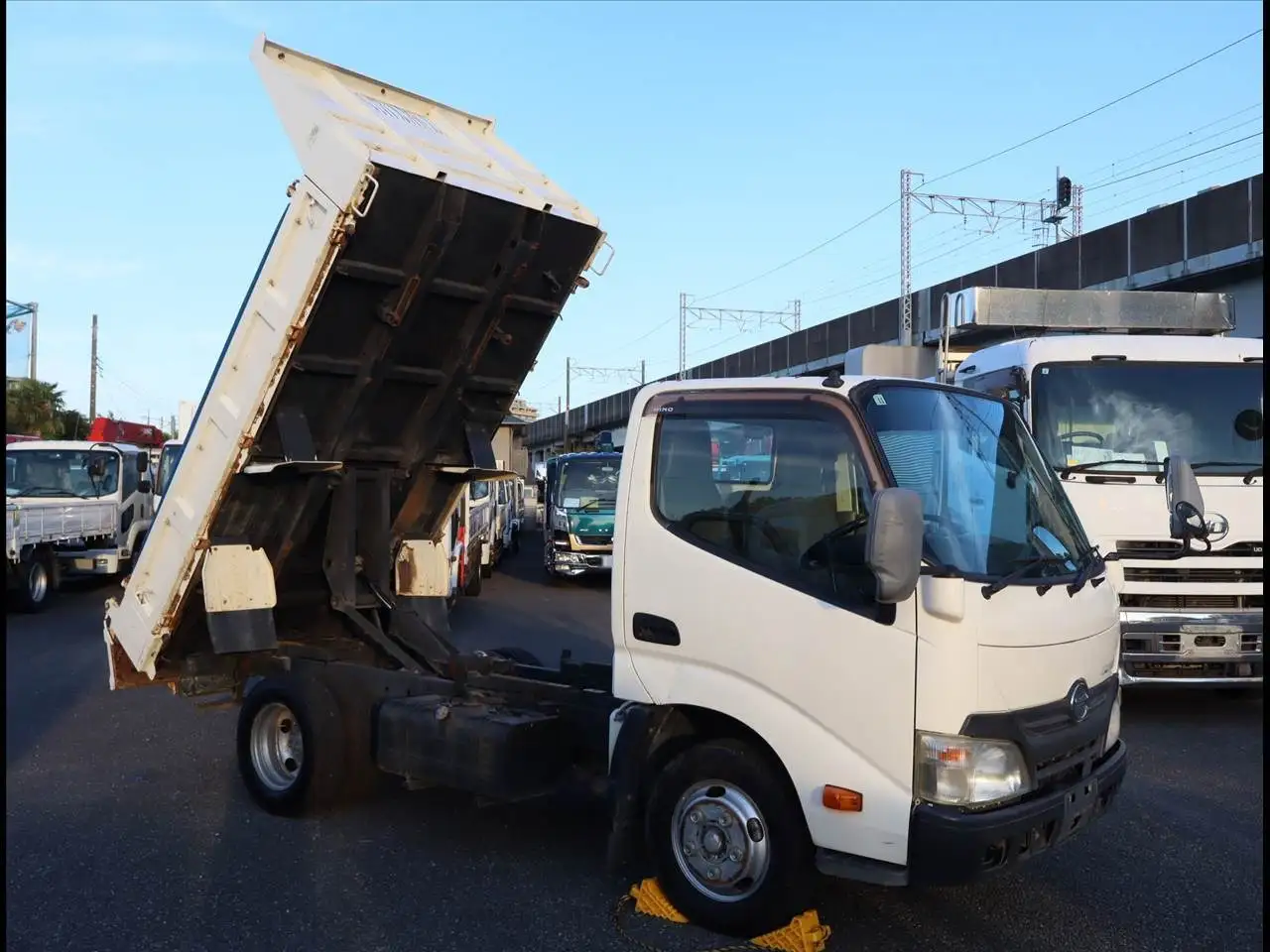 日野 デュトロ 小型 ダンプ 強化 コボレーンの中古トラック画像2