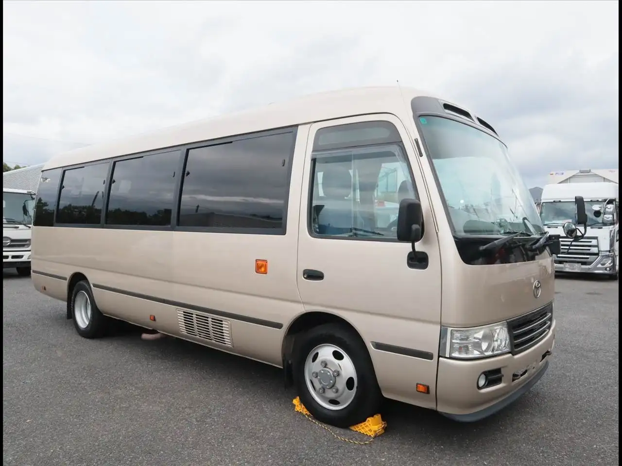 トヨタ コースター 小型 バス マイクロバス SDG-XZB51の中古トラック画像2