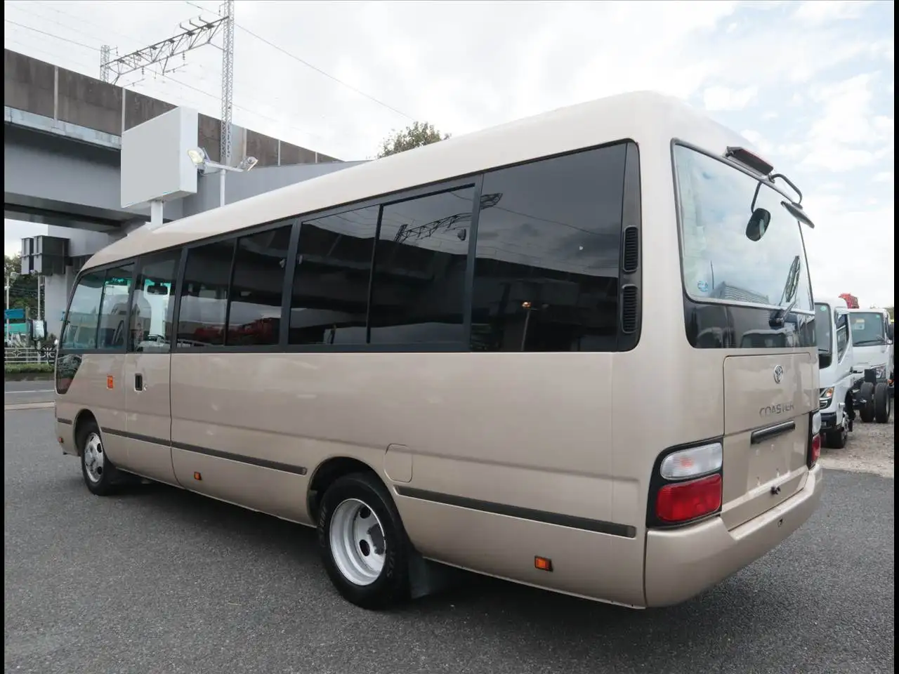 トヨタ コースター 小型 バス マイクロバス SDG-XZB51の中古トラック画像4