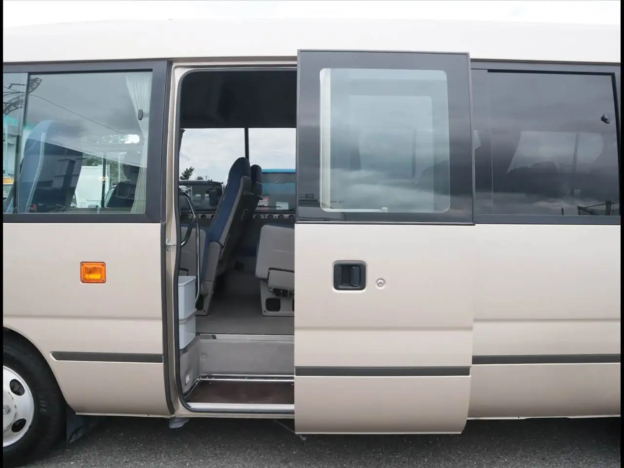 トヨタ コースター 小型 バス マイクロバス SDG-XZB51の中古トラック画像6