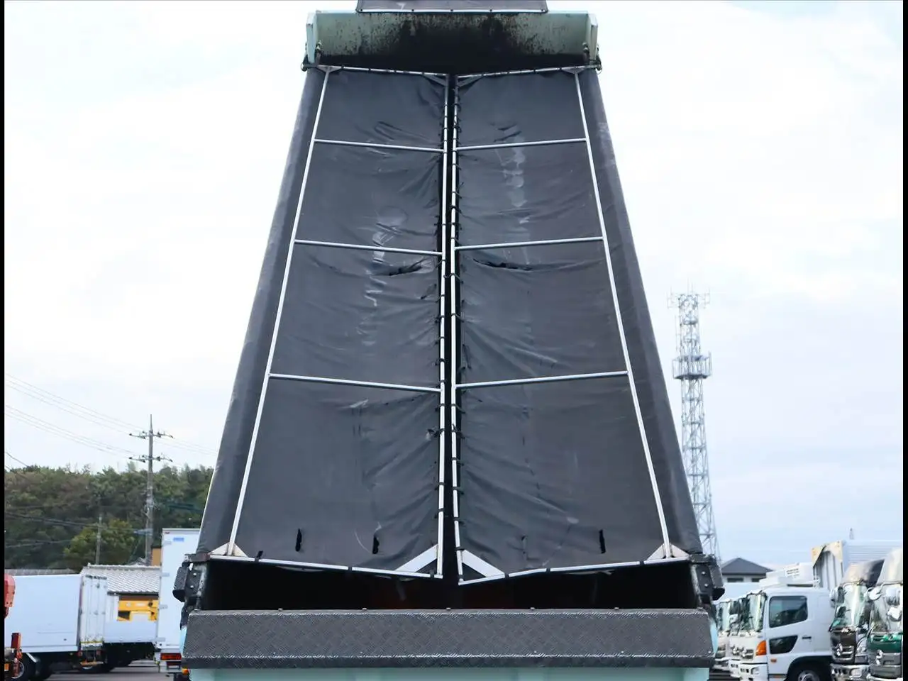 日野 プロフィア 大型 ダンプ 土砂禁 コボレーンの中古トラック画像5