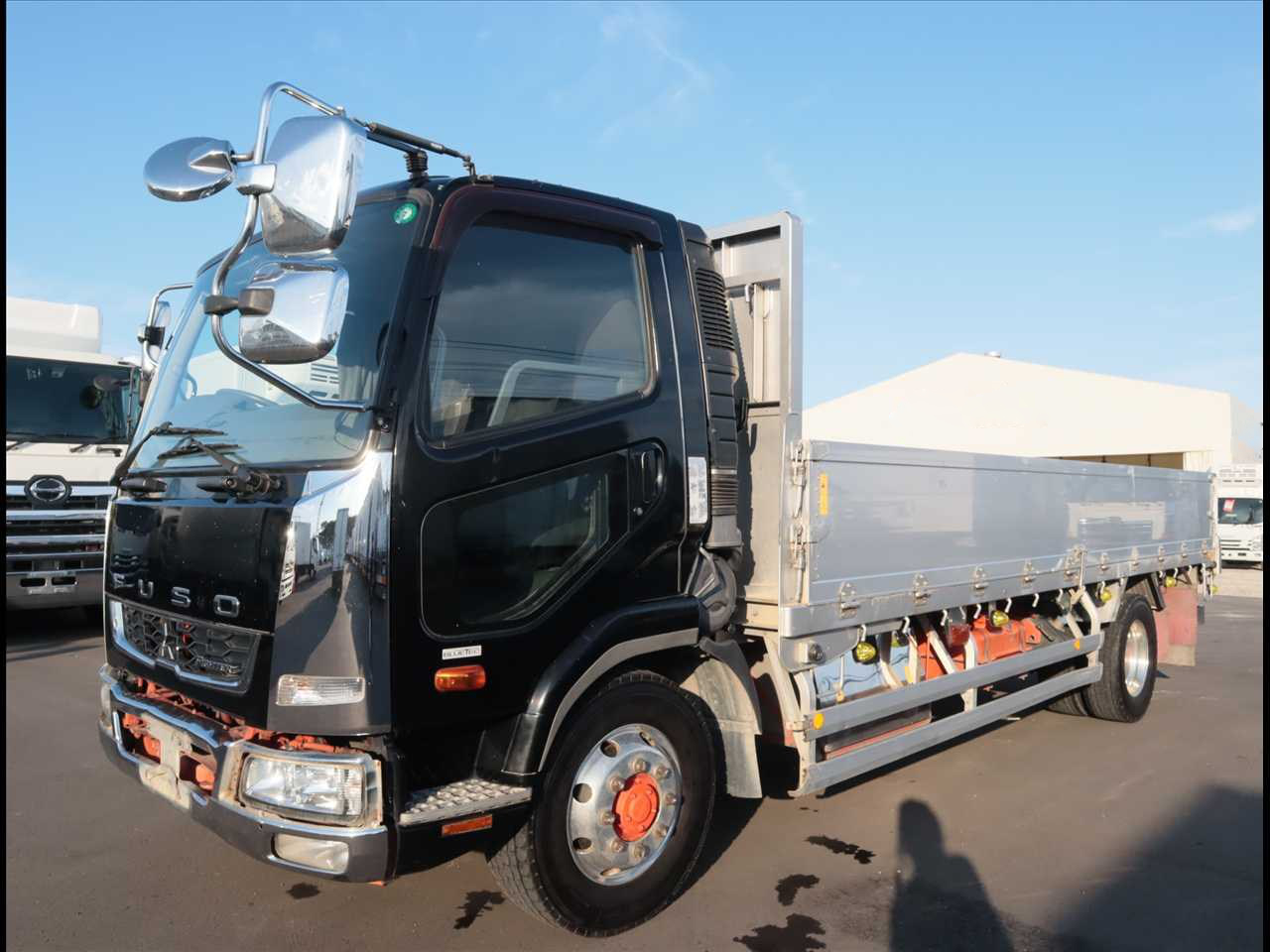 三菱 ファイター 中型/増トン 平ボディ 標準