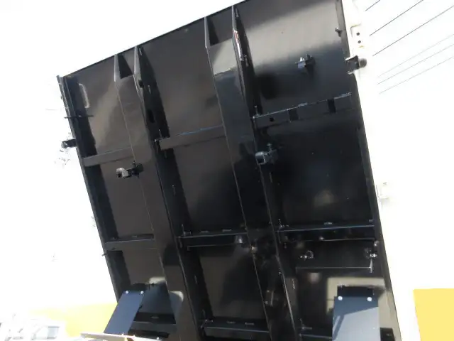 日野 デュトロ 小型 ダンプ 土砂禁 ステンレス張りの中古トラック画像16