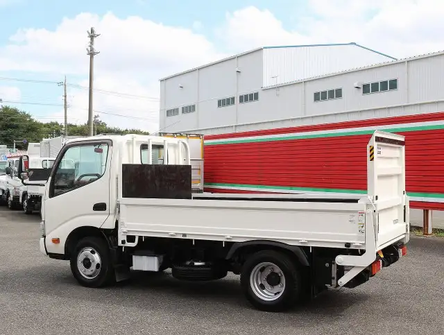 日野 デュトロ 小型 平ボディ パワーゲート TKG-XZC605Mの中古トラック画像6