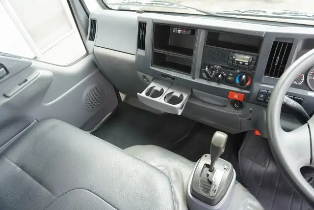 いすゞ エルフ 小型 平ボディ TPG-NJR85A H30の中古トラック画像11