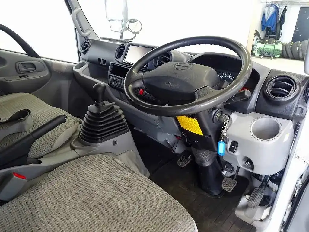 日野 デュトロ 小型 クレーン付 4段 ラジコンの中古トラック画像10