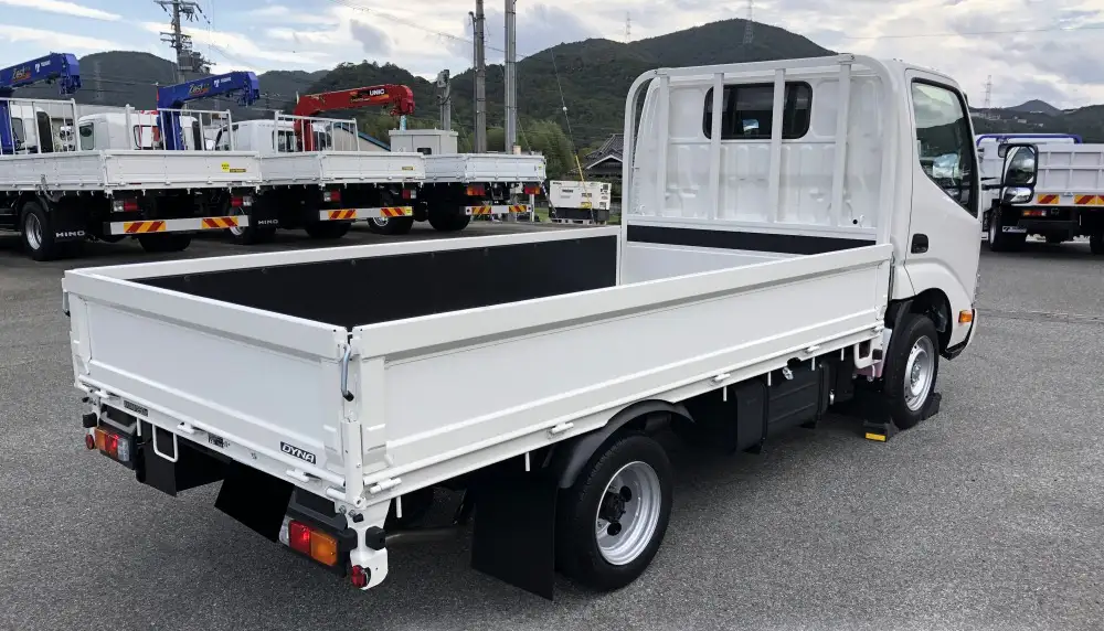 トヨタ ダイナ 小型 平ボディ 3BF-TRY230 R7の中古トラック画像4