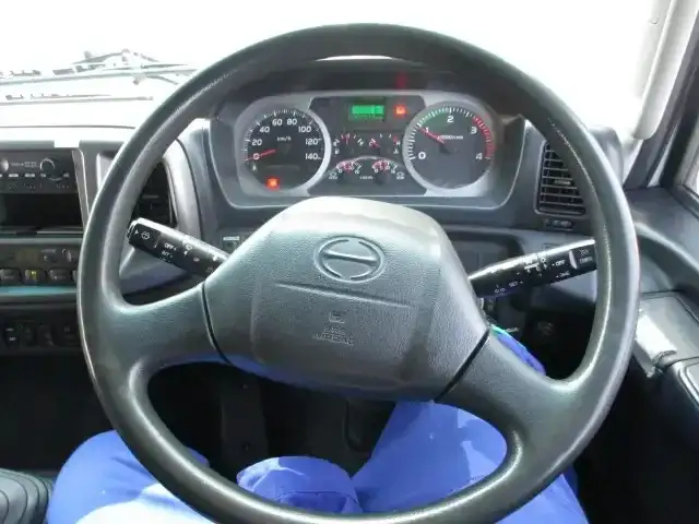 日野 レンジャー 中型/増トン ウイング ベッド TKG-FD7JLAAの中古トラック画像13