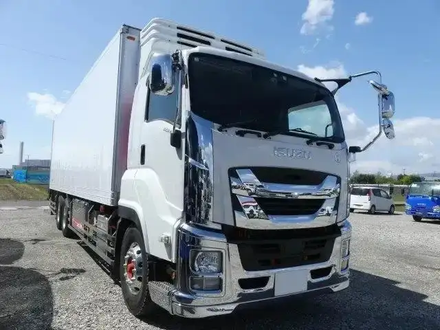 いすゞ ギガ 大型 冷凍冷蔵 低温 キーストンの中古トラック画像2