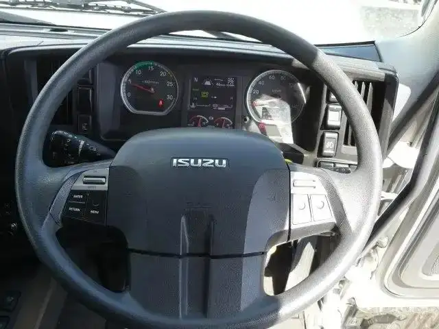 いすゞ ギガ 大型 冷凍冷蔵 低温 キーストンの中古トラック画像13