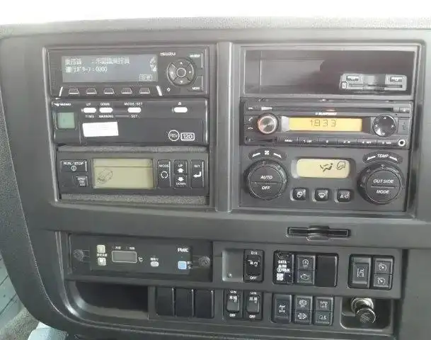 いすゞ ギガ 大型 冷凍冷蔵 低温 キーストンの中古トラック画像15