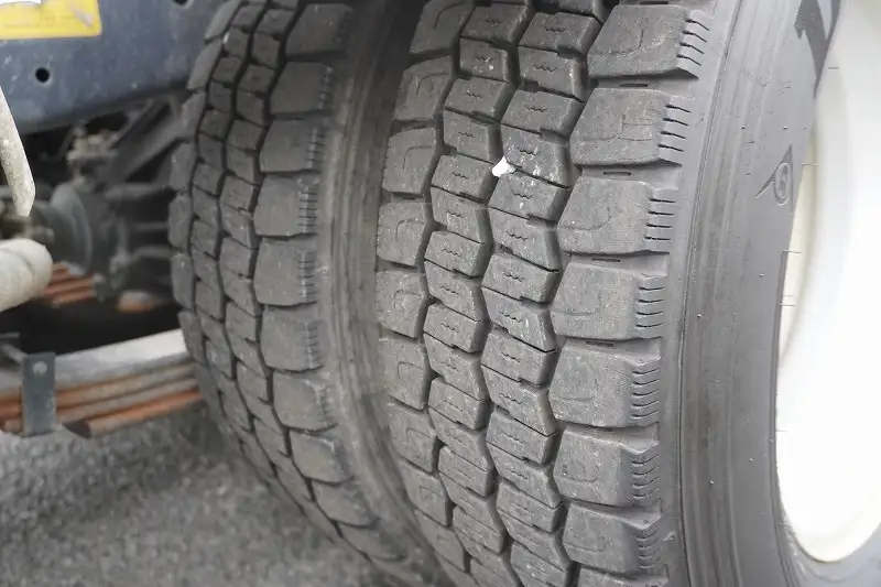 いすゞ エルフ 小型 ダンプ ローダー 強化の中古トラック画像20