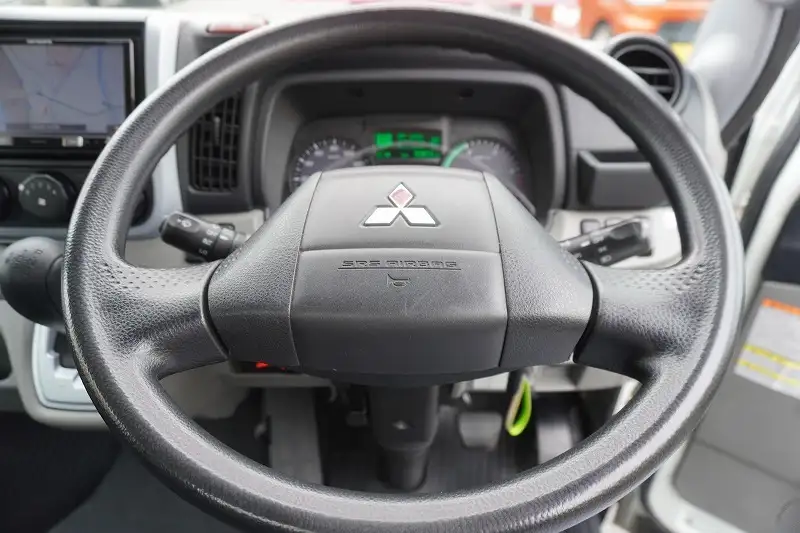 三菱 キャンター 小型 アルミバン パワーゲート サイドドアの中古トラック画像12