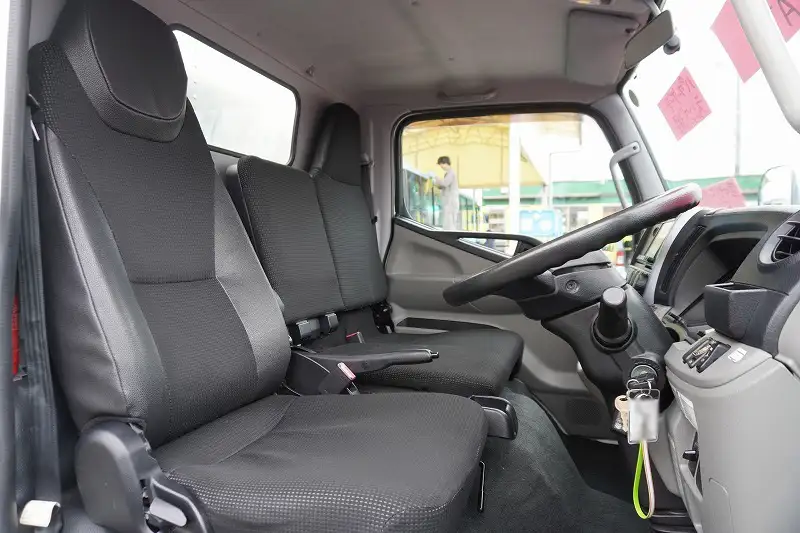 三菱 キャンター 小型 アルミバン パワーゲート サイドドアの中古トラック画像11