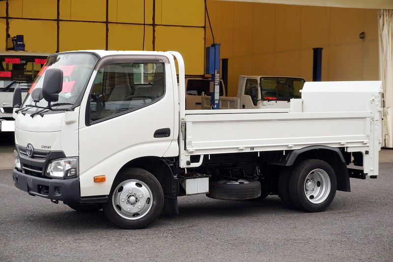 トヨタ ダイナ 小型 平ボディ 10尺