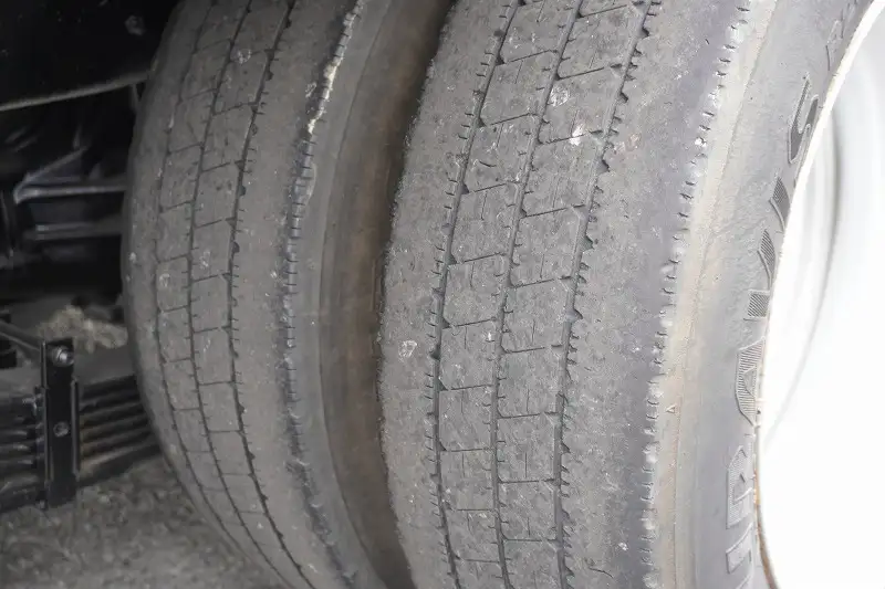 トヨタ ダイナ 小型 平ボディ パワーゲート 床鉄板の中古トラック画像20