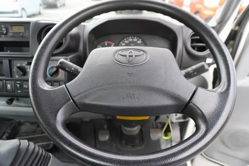 トヨタ ダイナ 小型 平ボディ パワーゲート 床鉄板の中古トラック画像12