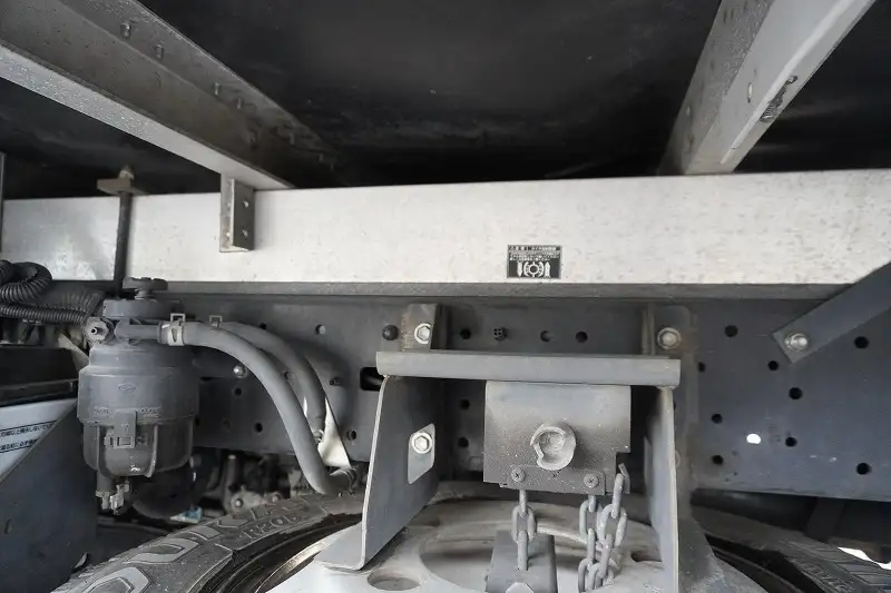 日野 デュトロ 小型 アルミバン パワーゲート サイドドアの中古トラック画像18