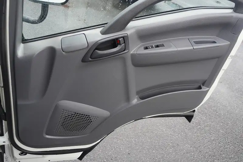 いすゞ エルフ 小型 アルミバン TRG-NLR85AN H30の中古トラック画像15