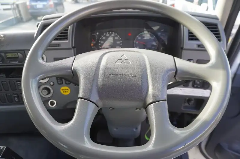 三菱 ファイター 中型/増トン ミキサー・ポンプ ベッド QDG-FQ62Fの中古トラック画像12