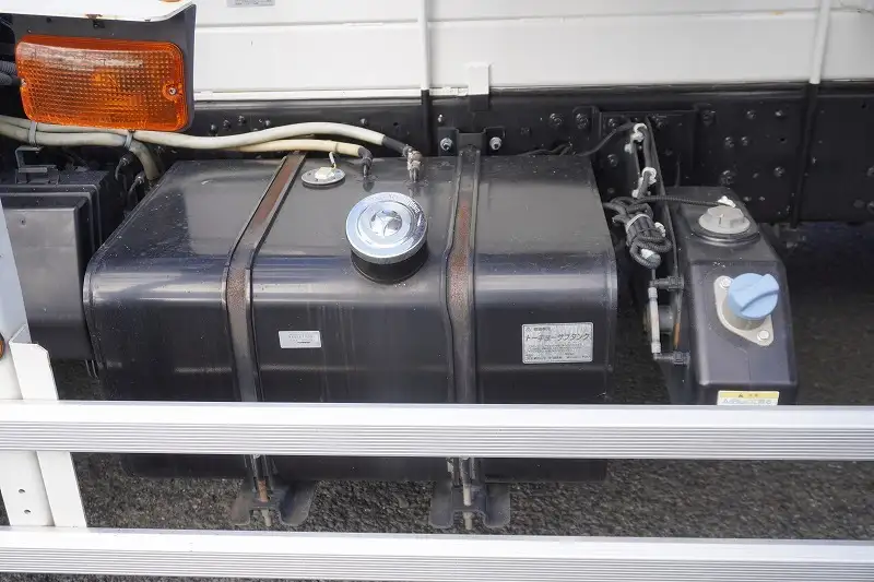 三菱 ファイター 中型/増トン ミキサー・ポンプ ベッド QDG-FQ62Fの中古トラック画像16