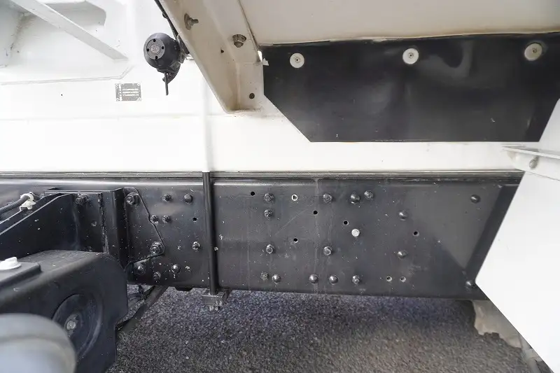 三菱 ファイター 中型/増トン ミキサー・ポンプ ベッド QDG-FQ62Fの中古トラック画像像17