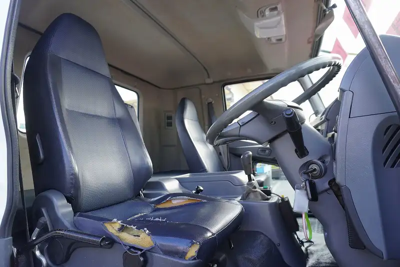 三菱 ファイター 中型/増トン ミキサー・ポンプ ベッド QDG-FQ62Fの中古トラック画像11