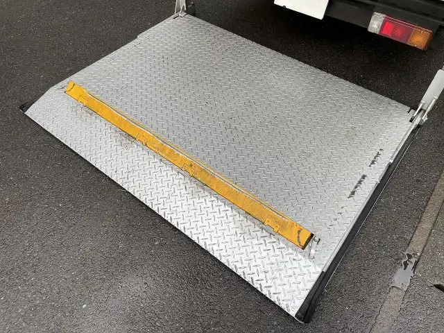 トヨタ トヨエース 小型 アルミバン パワーゲート TKG-XZU645の中古トラック画像9