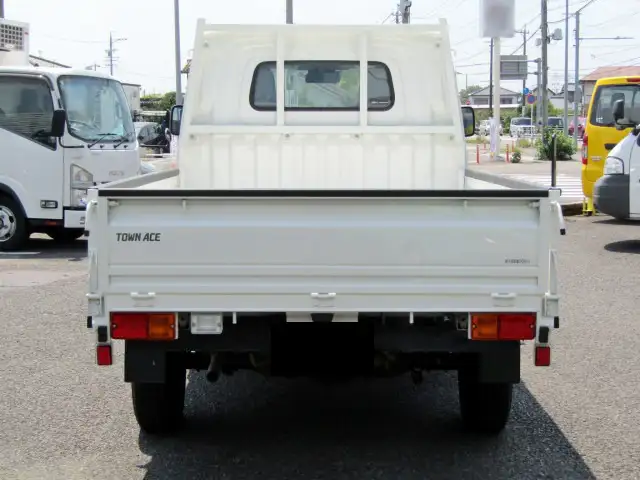 トヨタ タウンエース 小型 平ボディ 5BF-S403U R5の中古トラック画像4