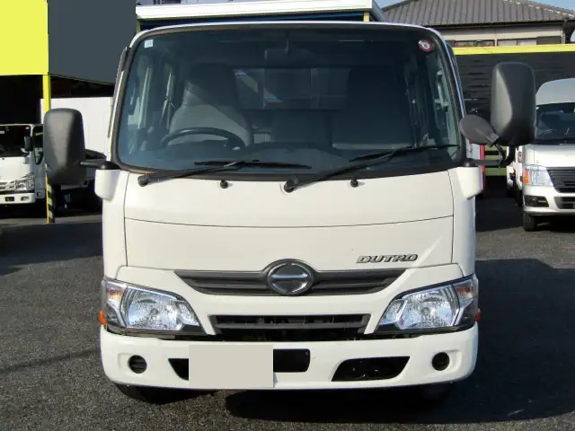 日野 デュトロ 小型 平ボディ Wキャブ TKG-XZU605Mの中古トラック画像2