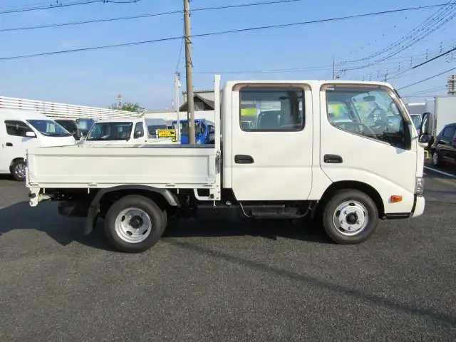 日野 デュトロ 小型 平ボディ Wキャブ TKG-XZU605Mの中古トラック画像3