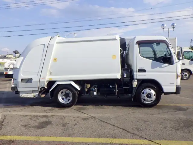 三菱 キャンター 小型 パッカー車 プレス式 TPG-FEA50の中古トラック画像2