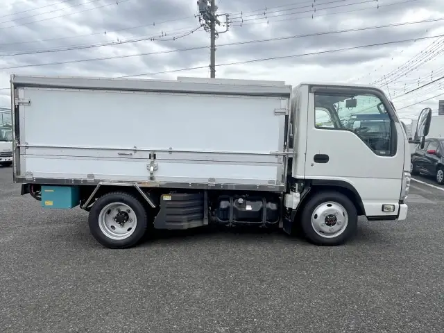 いすゞ エルフ 小型 特殊車両 TPG-NJS85AN H29の中古トラック画像2