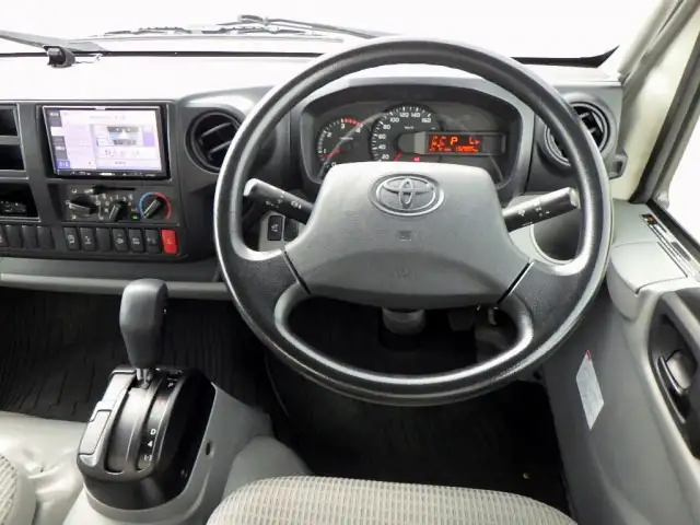 トヨタ ダイナ 小型 アルミバン パワーゲート サイドドアの中古トラック画像12