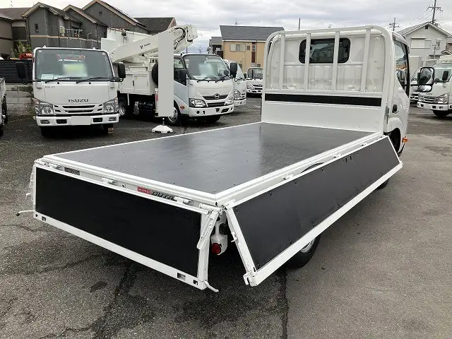 日野 デュトロ 小型 平ボディ 2RG-XZU605M H31/R1の中古トラック画像7