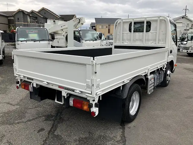 日野 デュトロ 小型 平ボディ 2RG-XZU605M H31/R1の中古トラック画像4