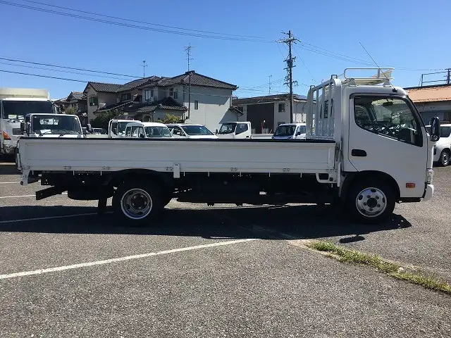 トヨタ トヨエース 小型 平ボディ TKG-XZU695 H29の中古トラック画像3