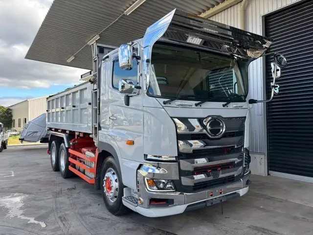 日野 プロフィア 大型 ダンプ 土砂禁 コボレーンの中古トラック画像3
