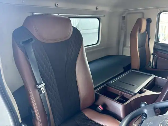 日野 プロフィア 大型 ダンプ 土砂禁 コボレーンの中古トラック画像10