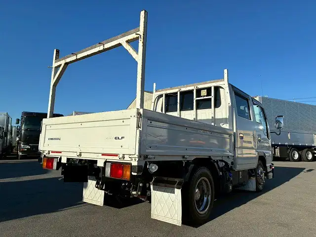いすゞ エルフ 小型 平ボディ Wキャブ 2RG-NJR88Aの中古トラック画像3