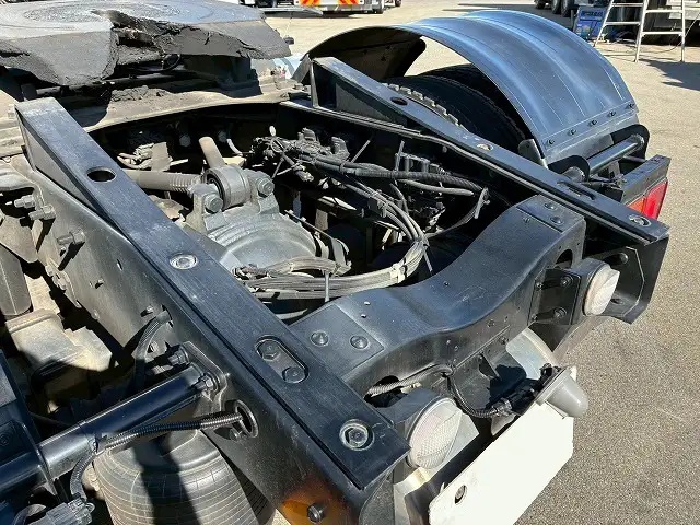 日産UD クオン 大型 トラクター ハイルーフ 1デフの中古トラック画像10