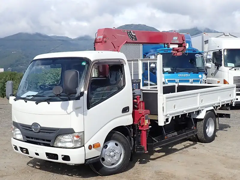 日野 デュトロ 小型 クレーン付 3段 ラジコン の中古トラック【車両No.198784】