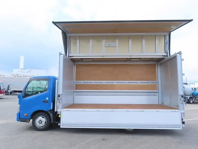 トヨタ ダイナ 小型 ウイング 2RG-XZU710 R2の中古トラック画像7