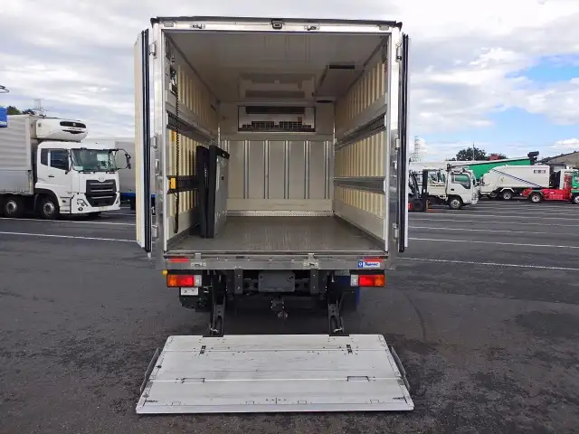 日野 デュトロ 小型 冷凍冷蔵 パワーゲート スタンバイの中古トラック画像7