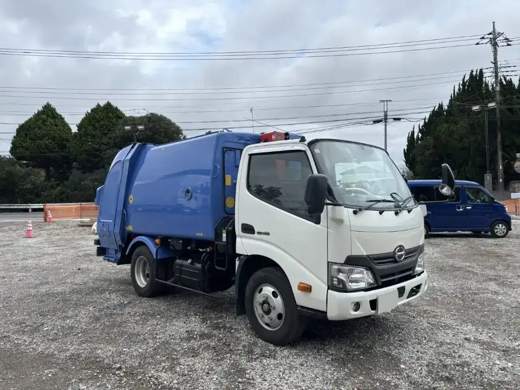 日野 デュトロ 小型 パッカー車 プレス式 TKG-XZU600Xの中古トラック画像2