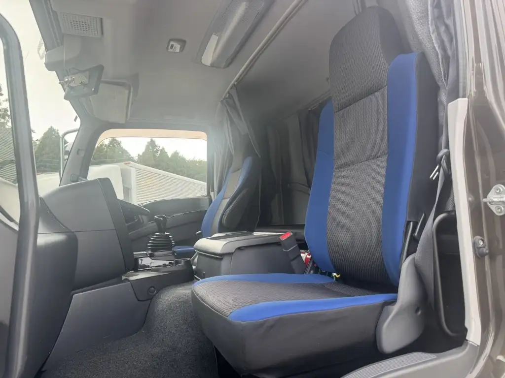 いすゞ ギガ 大型 車両重機運搬 4段クレーン ラジコンの中古トラック画像13